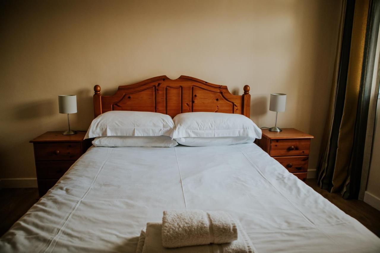 Uist Travel Accommodation Daliburgh  Ngoại thất bức ảnh