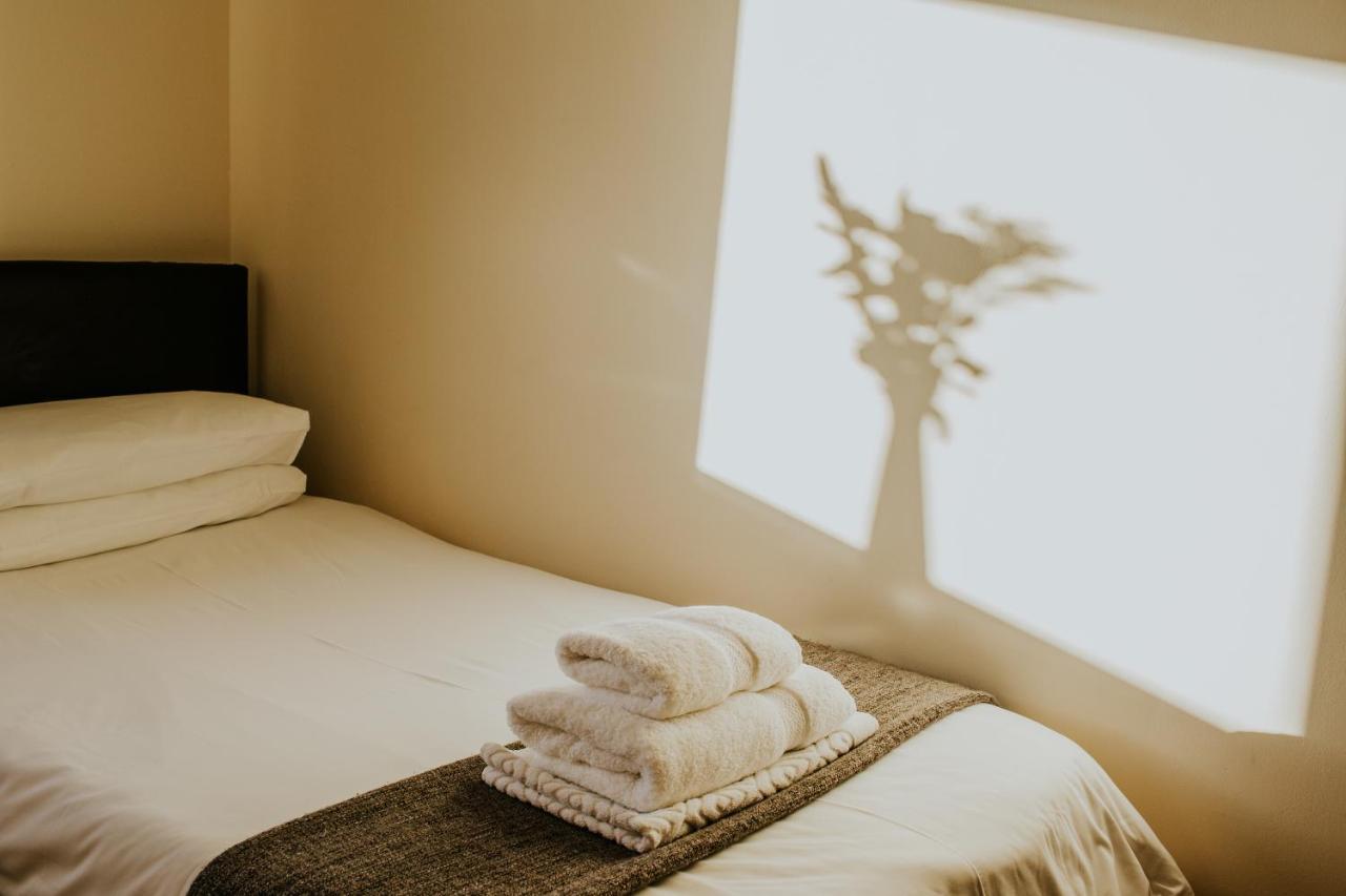 Uist Travel Accommodation Daliburgh  Ngoại thất bức ảnh