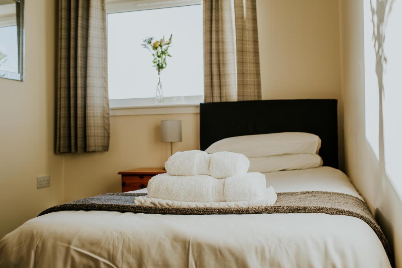Uist Travel Accommodation Daliburgh  Ngoại thất bức ảnh