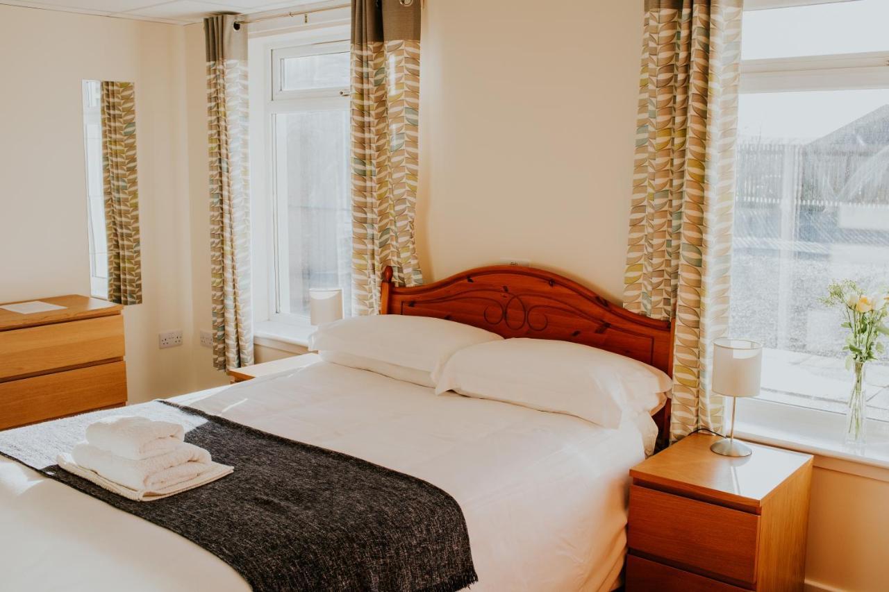 Uist Travel Accommodation Daliburgh  Ngoại thất bức ảnh